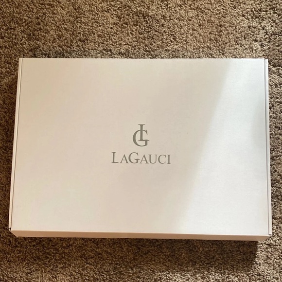 Macrame wall hanging - Picture 2 of 3